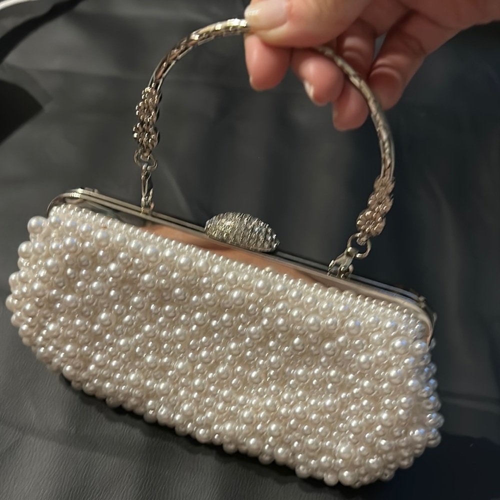 Elegant Pearl-Embellished Clutch
